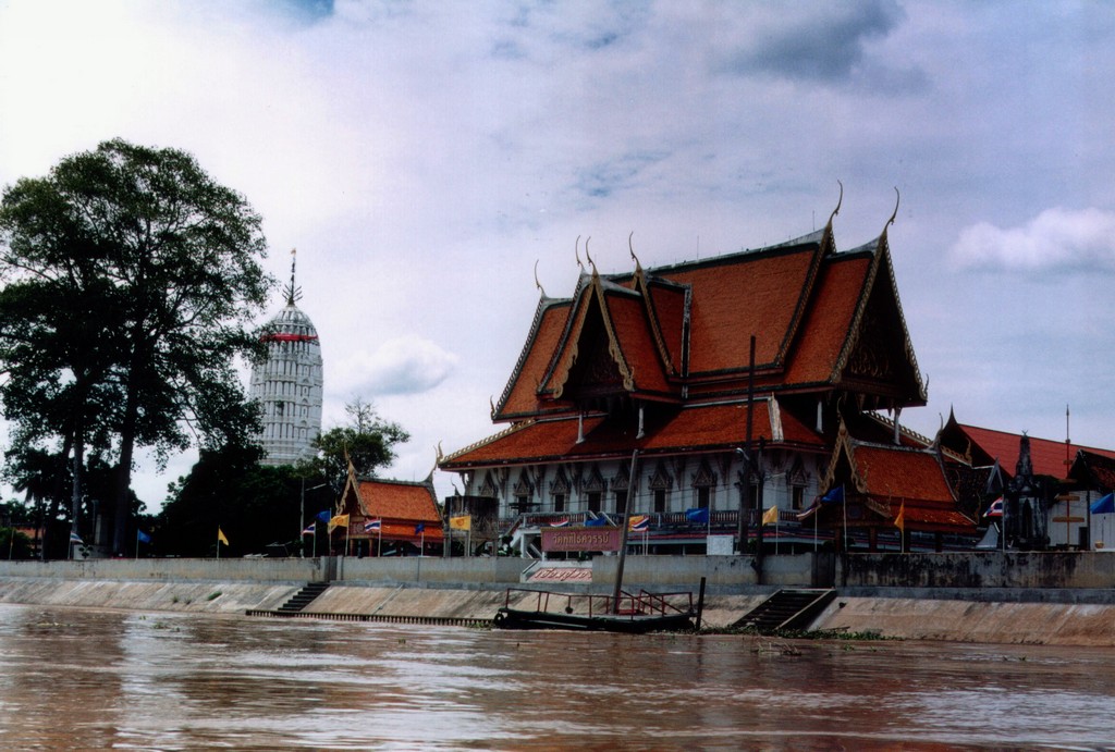 Thai2004-river