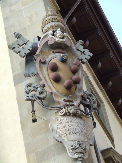 Bassorilievi.