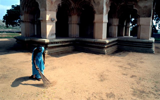india 2004