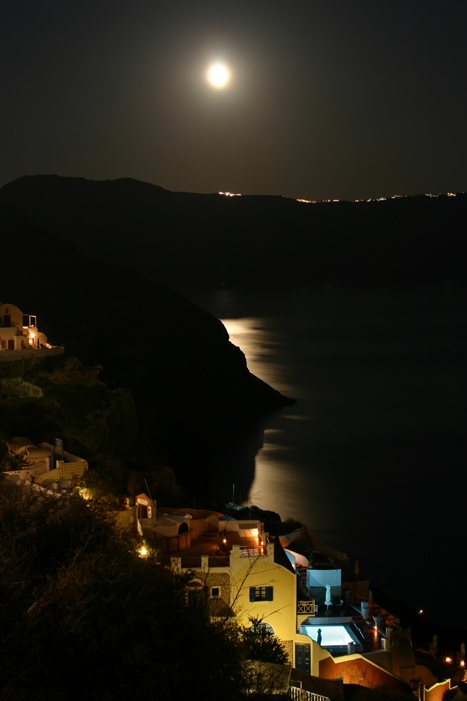 Luna su thira