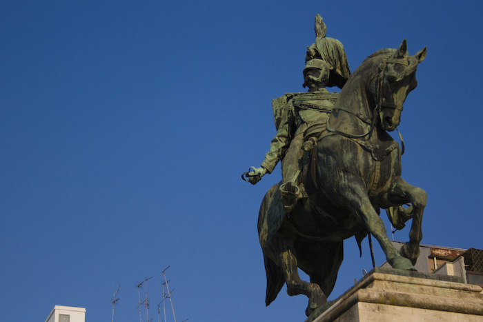 "vado avanti e dimentico il passato"