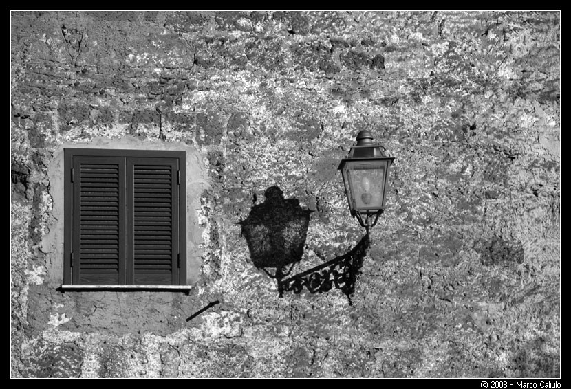 Finestra Chiusa B/N