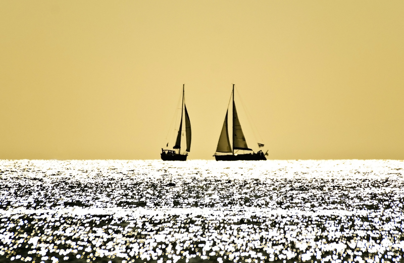 vele all' orizzonte