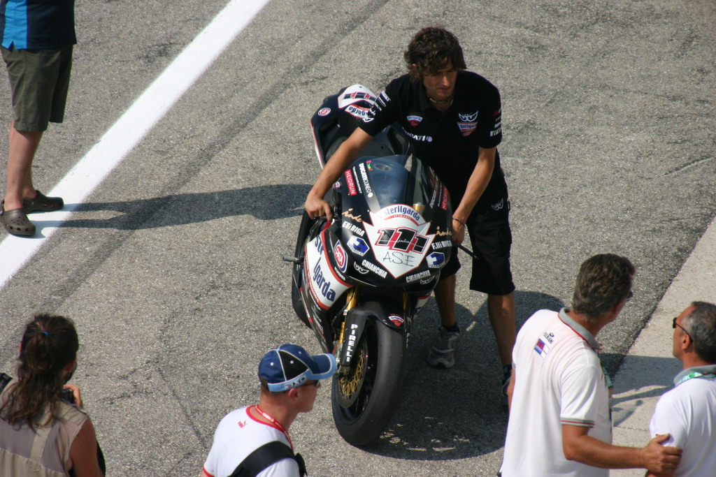 Xaus Pit Lane