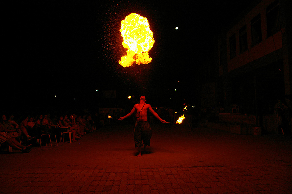 Giocando con fuoco...VI