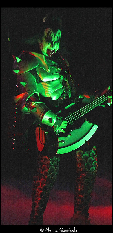 THE DEMON - Simmons @ Milan ALIVE35 tour