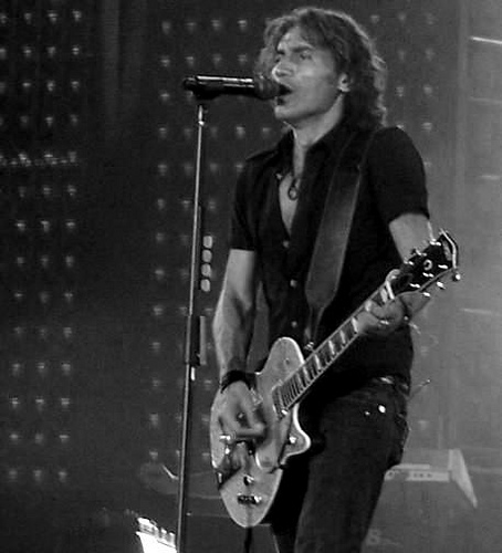 Luciano Ligabue ;)