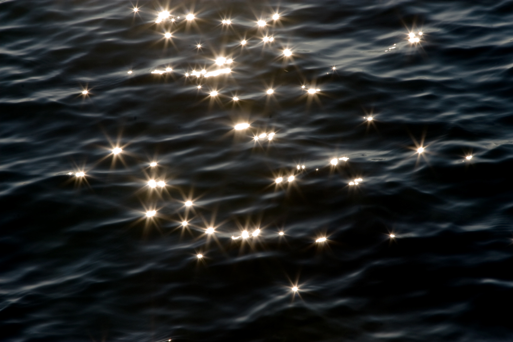 Lucine sul mar nero