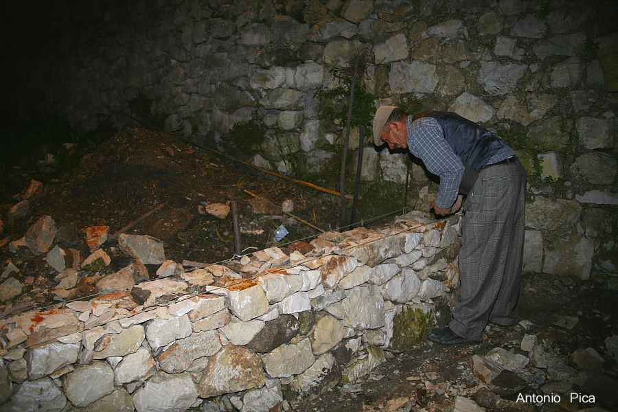 Costruttore di ( Muro a secco) Ispica
