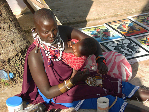 donna e bambino masai