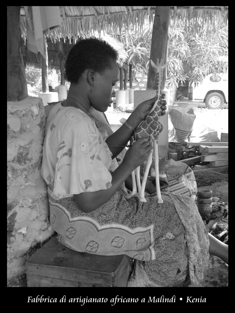 fabbrica di artigianato africano a Malindi