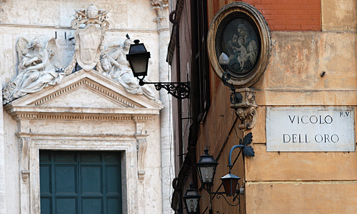 Vicolo dell'oro