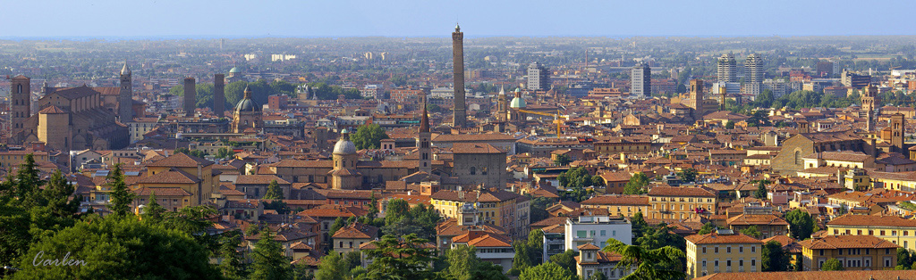 Panoramica di Bologna.