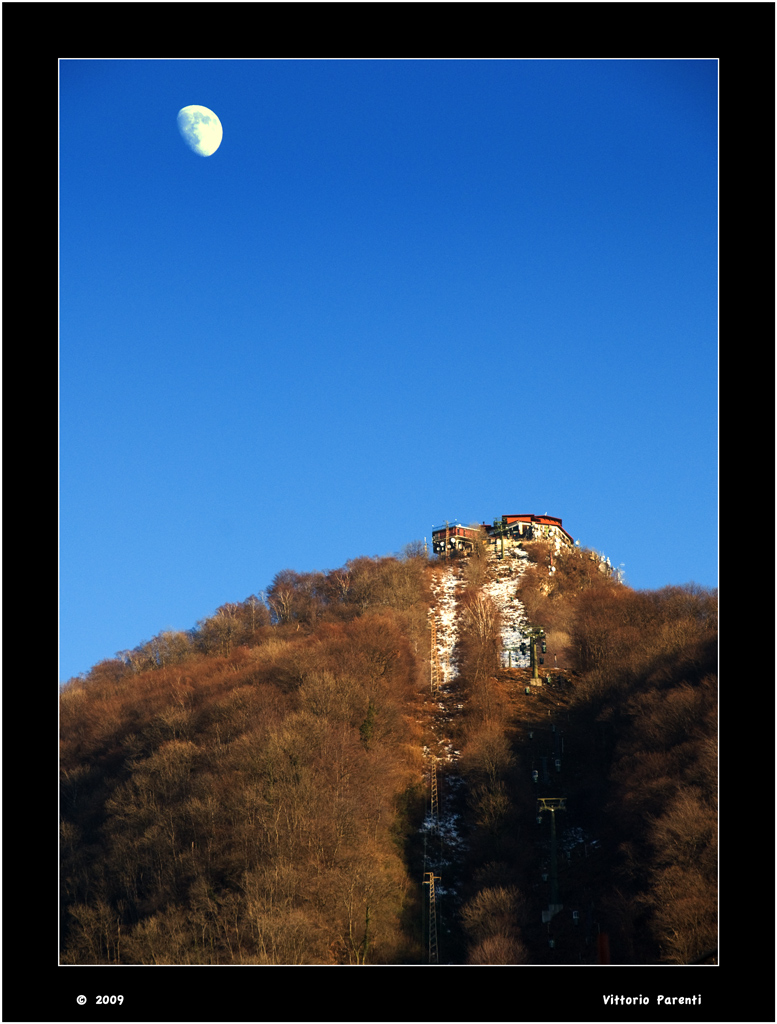 LA LUNA