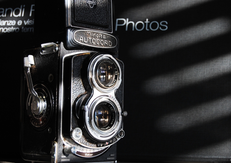 lens b