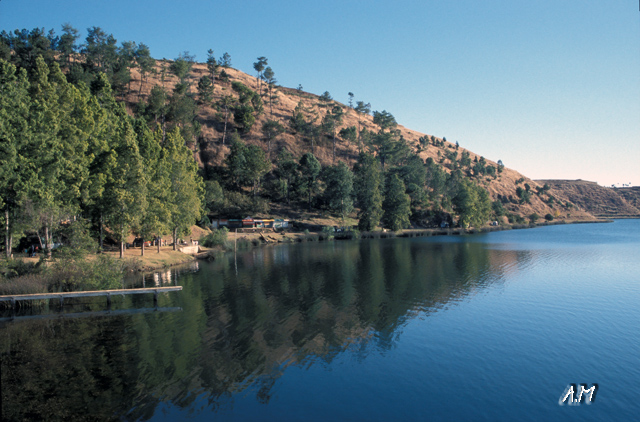 Madagascar - Lago Andraikiba