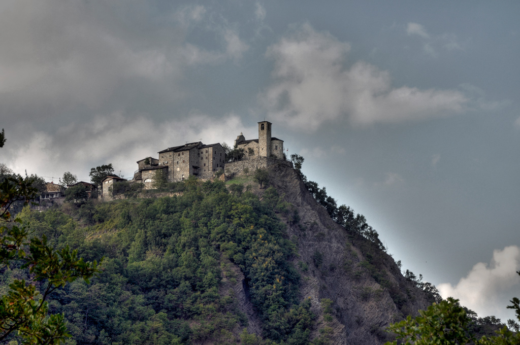 Brugnello (PC) dalla ValTrebbia (HDR)