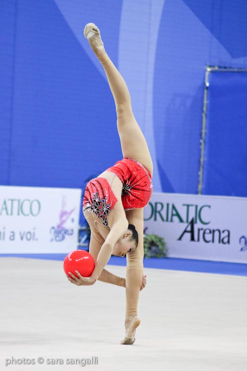 Senyue Deng, Pesaro world Cup 2010