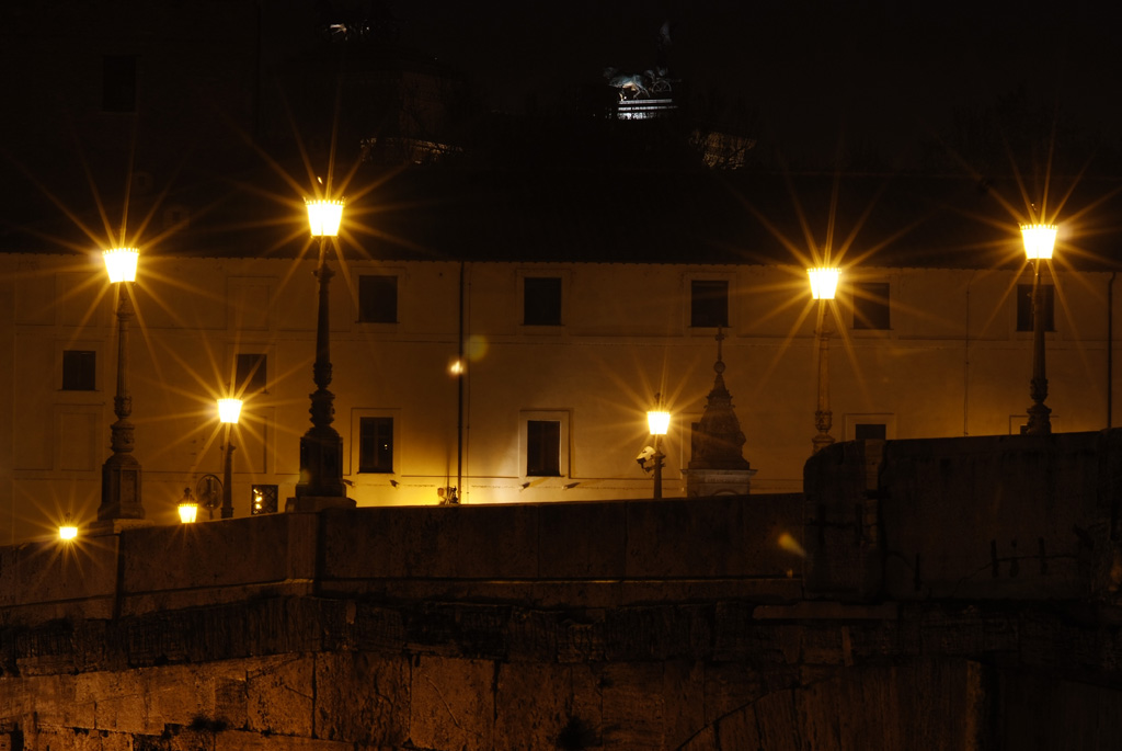 LAMPIONI-2.5_F11_ISO100_+3_1024