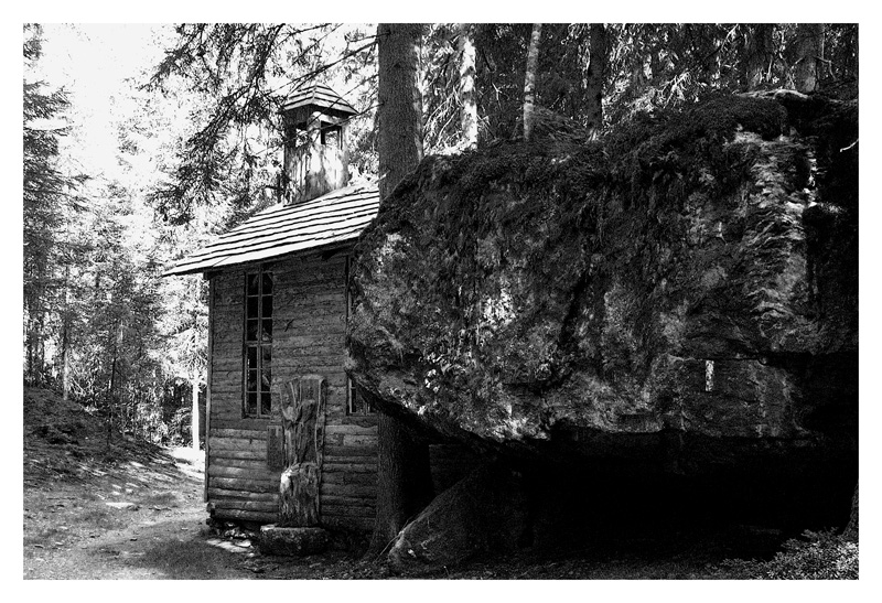 Chiesetta di montagna