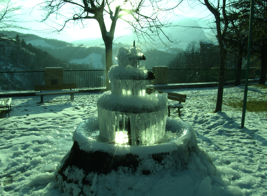 Fontana di ghiaccio