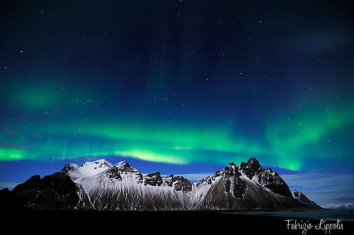 Aurora a Stokksnes