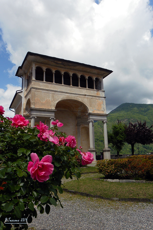 Fiori e Cappella