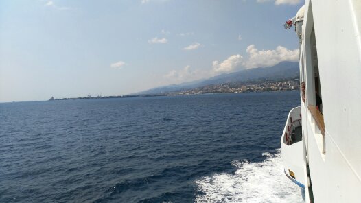 Tragettando lo stretto di Messina