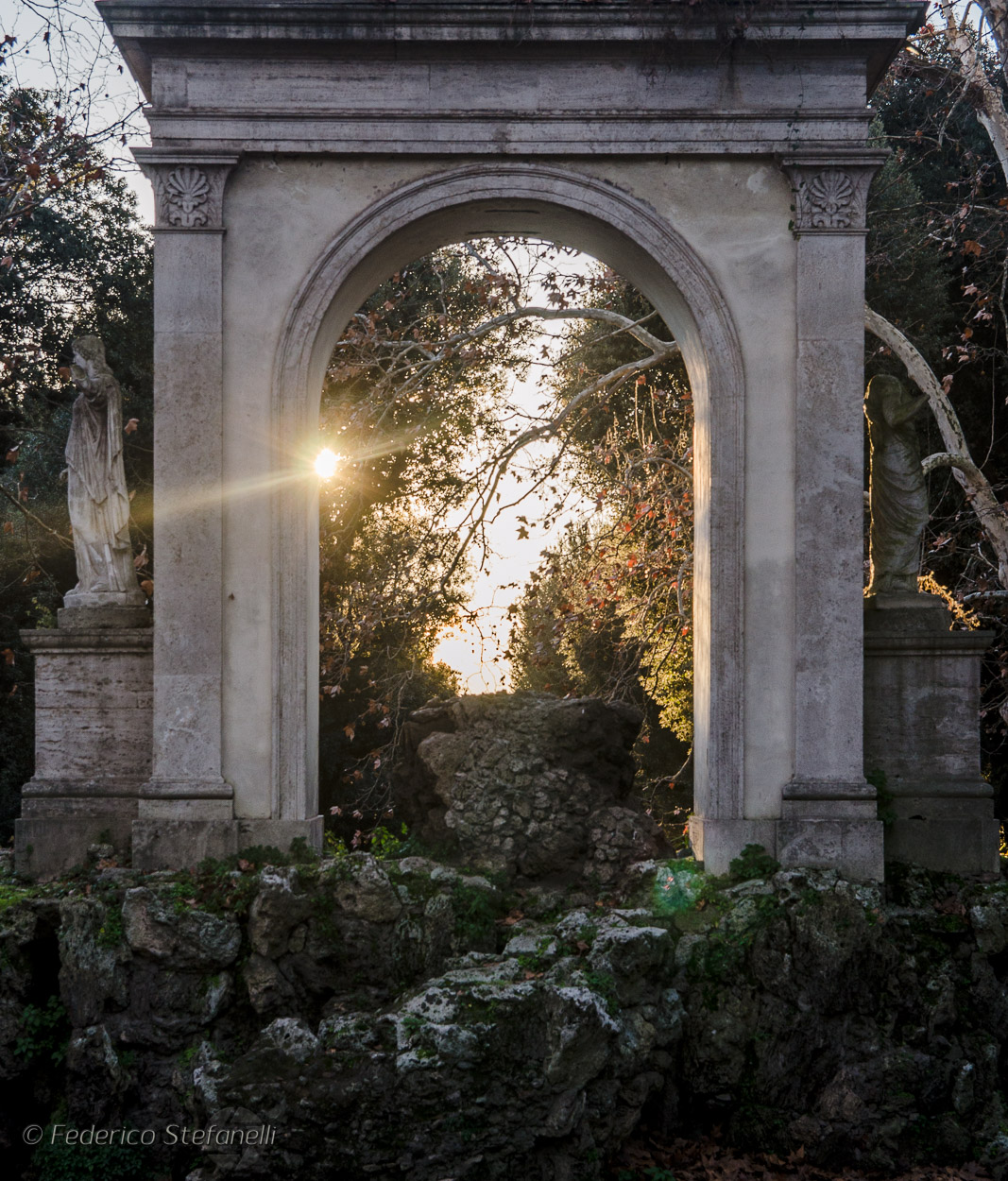Arco e tramonto