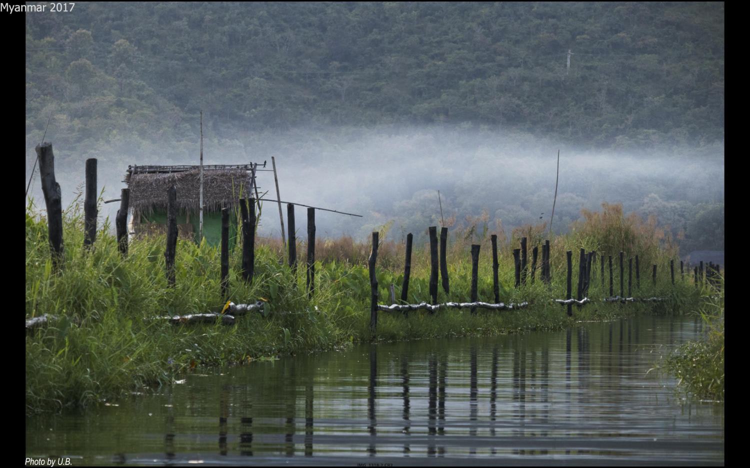 imbrunire sul lago inle, birmania