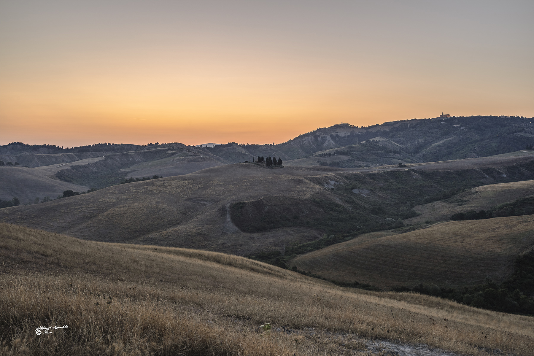 Prime Luci dell'alba..colline di Volterra.