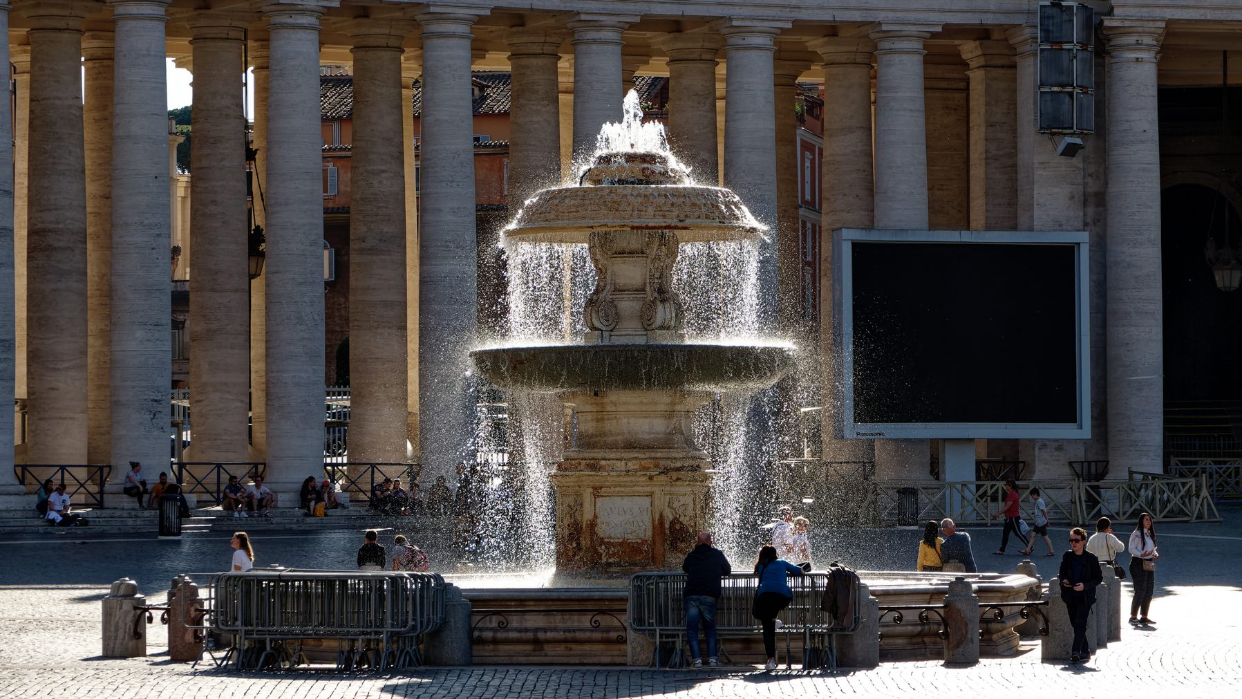 Fontana a S. Pietro convertita con DxO