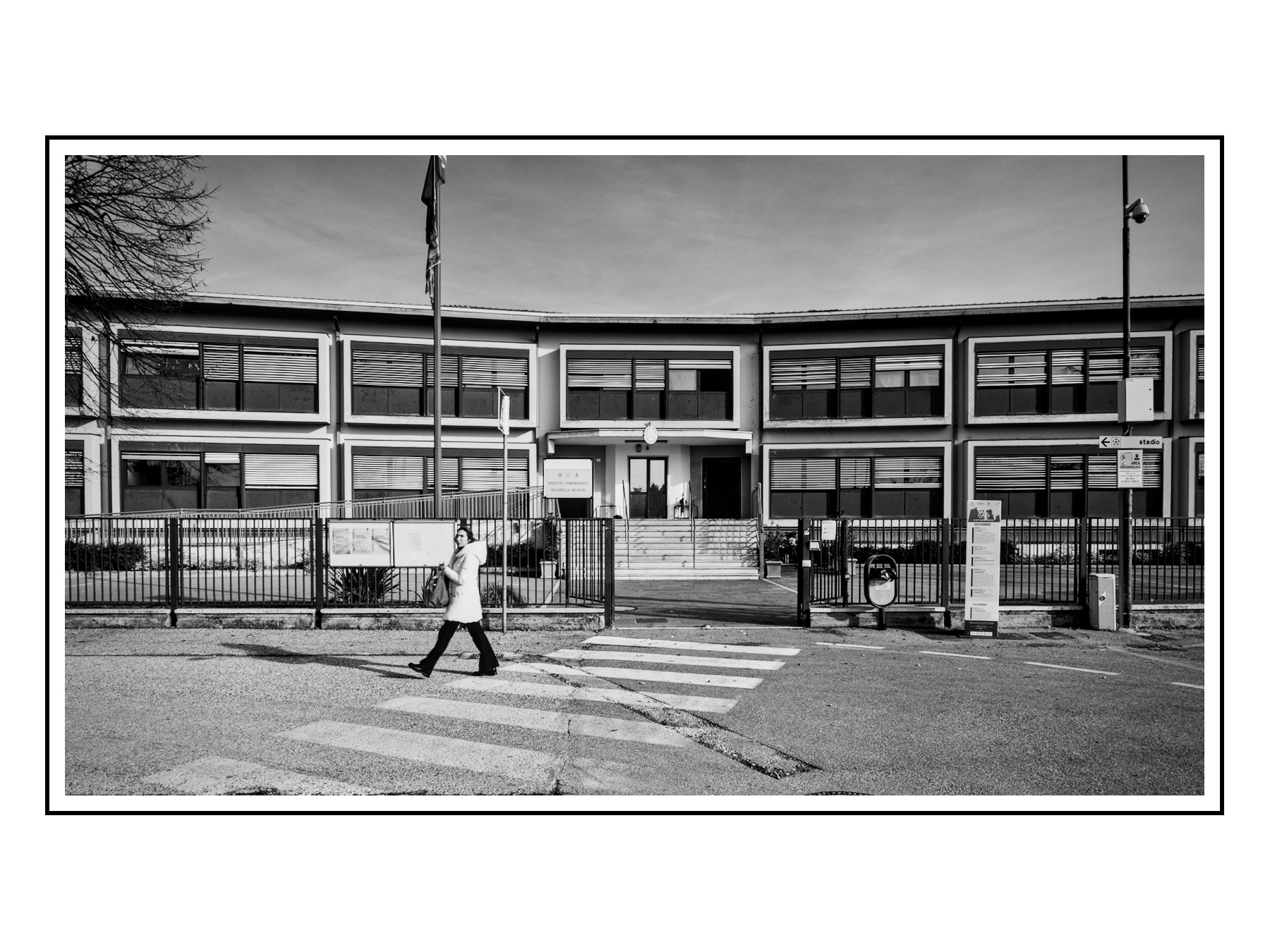 All'uscita della scuola