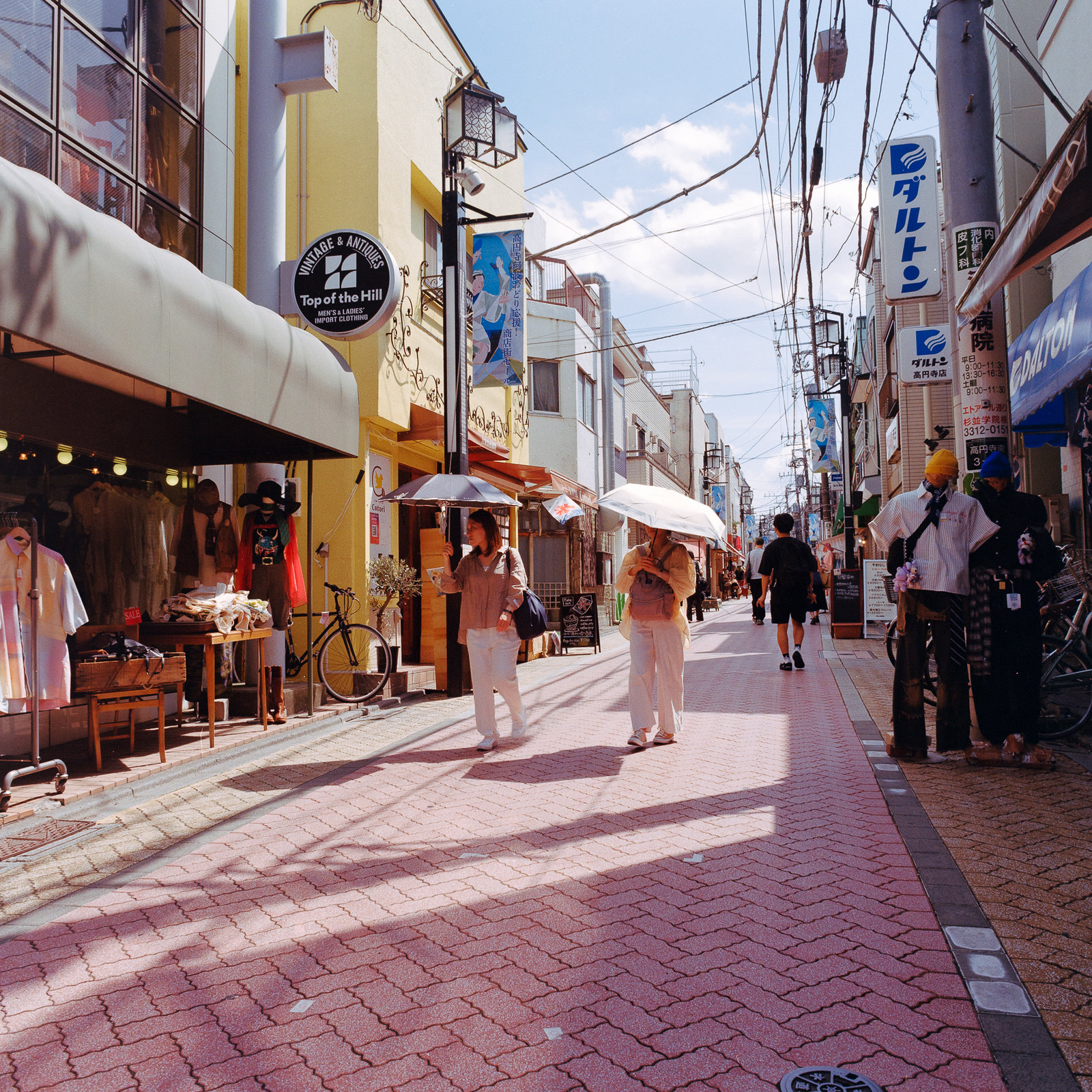 Zenza Bronica SQ-A | Kodak Gold