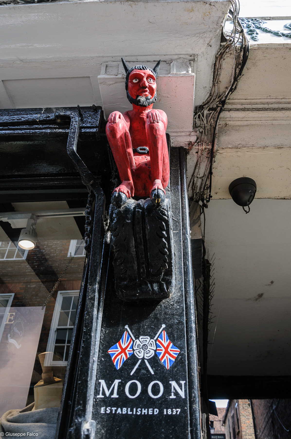 Lasciate Ogni Speranza...