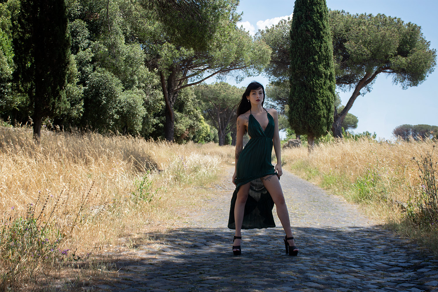 Lungo la via