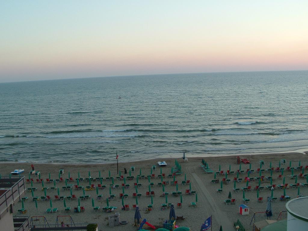 MARE