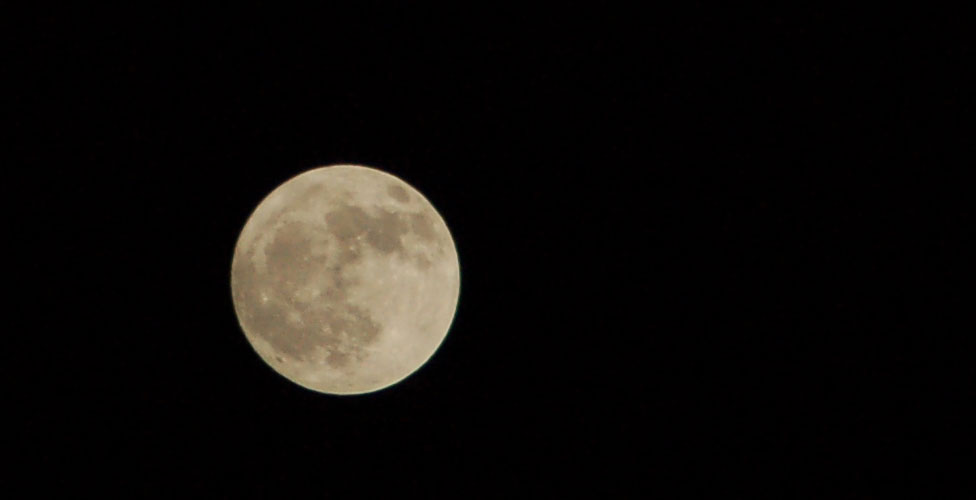 luna di nuovo