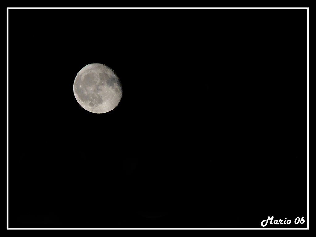 Luna decentrata