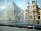 Il louvre (esterno)
Fuji A202