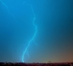 Ore 4 di stamani,dal balcone di casa,fulmini su Torino