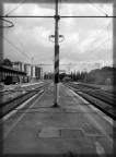 Foto vecchiotta, alla stazione di Perugia.
B/N automatico, contrasto aumentato, contorno sfumato nero.
(dato che avevo ancora il vetrino rotto ho passato circa 6 ore a eliminarne gli effetti sullo scatto in postwork)
Suggerimenti ben graditi