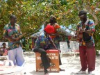 JAMAICA, Wax Band sulla Seven Miles Beach JAMAICA, Wax Band sulla Seven Miles Beach