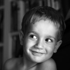 ... un sorriso.... ... un sorriso....