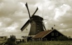 Mulino a vento olandese, vicinanze di Amsterdam...Agosto 2006