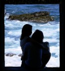 Giovani innamorati alla Chjanalea di Scilla Giovani innamorati alla Chjanalea di Scilla