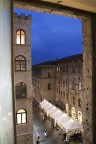 Perugia, alcune bancarelle dell'eurochocolate viste da una finestra.