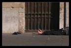 ...piedi... ...piedi...