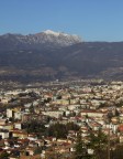 spero di aver azzeccato le elaborazioni in post per quanto riguarda la luce.

Il palo in basso a destra non potevo proprio tagliarlo dall'inquadratura. 

curiosa la figura simile ad una tartaruga creata dalla vegetazione sulla montagna.. me ne sono accorto solo a casa, se ripasso di li forse faccio una voto pi ravvicinata a quel particolare.

Come sempre commenti e suggerimenti sempre ben accetti!