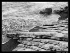 Da una lunga serie di foto ricordo di quest'estate, estrapolo questa immagine....
Spiaggia dei Sassi Neri (Sirolo - Riviera del M.te Conero)

In un momento di relax dallo stress di tutti i giorni mi ha colpito la bellezza e la maestosit della natura, sempre incredibile ad ogni et...
ho voluto riprodurre questa senzazione con un bn marcato, quasi disegno...come se a guardare fossero gli occhi di un bambino.